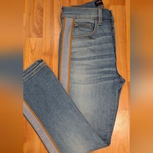 VERONICA BEARD HIGH RISE JEANS